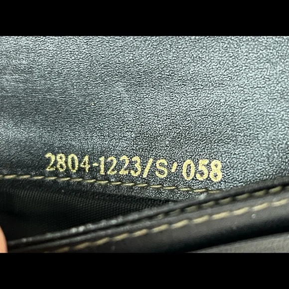 Fendi wallet - Picture 9 of 12